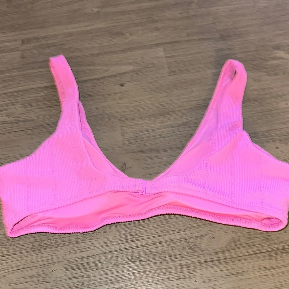 Pink Ribbed Bikini Top - Picture 3 of 3